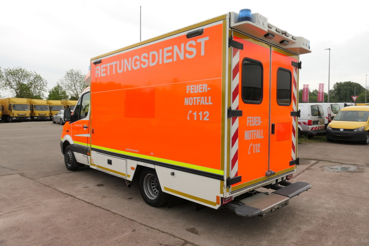 MERCEDES-BENZ Sprinter 519 CDI Klima Krankenwagen - Kiirabiauto: pilt 4 MERCEDES-BENZ Sprinter 519 CDI Klima Krankenwagen - Kiirabiauto: pilt 4