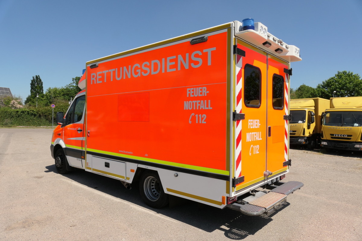 MERCEDES-BENZ Sprinter 519 CDI Klima Krankenwagen - Kiirabiauto: pilt 4 MERCEDES-BENZ Sprinter 519 CDI Klima Krankenwagen - Kiirabiauto: pilt 4