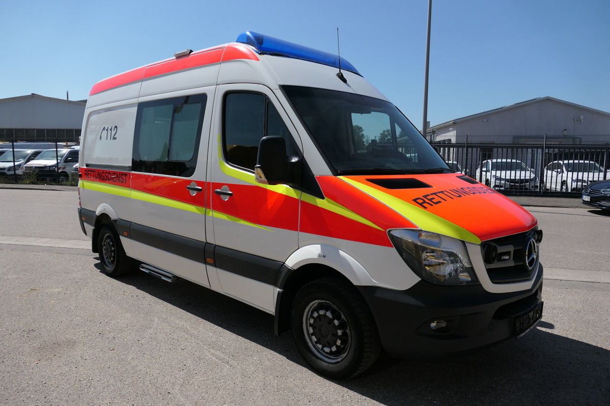 MERCEDES-BENZ Sprinter 316 CDI Klima Rettungswagen - Muu seadmestik: pilt 1 MERCEDES-BENZ Sprinter 316 CDI Klima Rettungswagen - Muu seadmestik: pilt 1