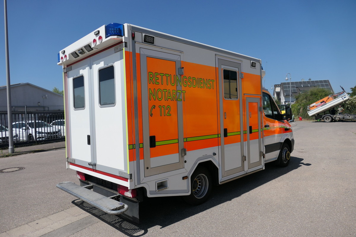 MERCEDES-BENZ Sprinter 519 CDI Klima Krankenwagen - Muu seadmestik: pilt 3 MERCEDES-BENZ Sprinter 519 CDI Klima Krankenwagen - Muu seadmestik: pilt 3