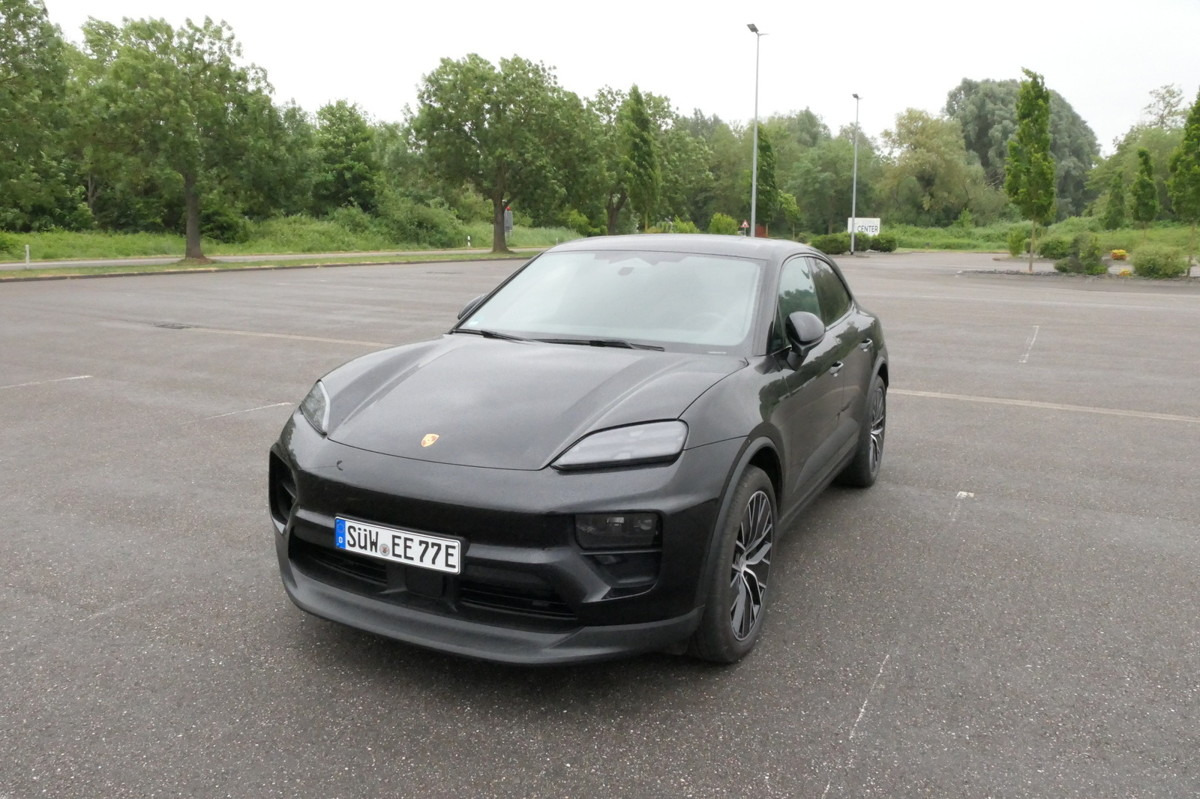 PORSCHE Macan 4 Electric - Bose Soundsystem Kombilimousi - Maastur: pilt 1 PORSCHE Macan 4 Electric - Bose Soundsystem Kombilimousi - Maastur: pilt 1