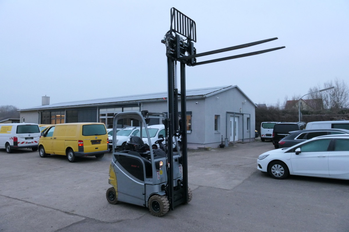 STILL RX 20-18P/H 4-RAD Lange Gabeln - Veoautol põhinev kahveltõstuk: pilt 1 STILL RX 20-18P/H 4-RAD Lange Gabeln - Veoautol põhinev kahveltõstuk: pilt 1
