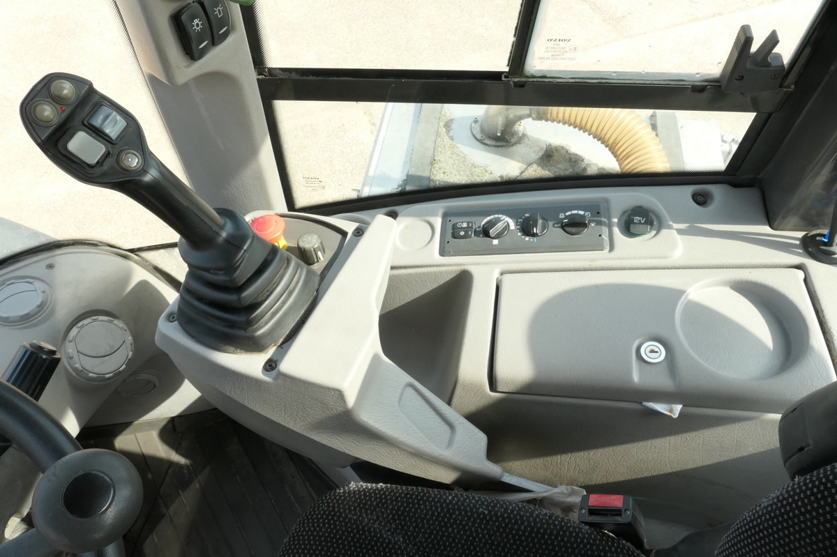Rataslaadur VOLVO L45H: pilt 14