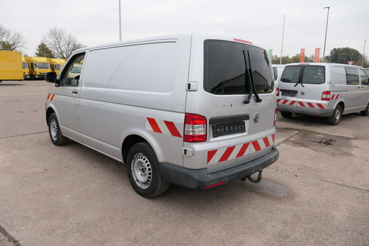 VW T5 Transporter 2.0 TDI 2-Sitzer 4 Motion AHK KLI - Väike kaubik: pilt 4 VW T5 Transporter 2.0 TDI 2-Sitzer 4 Motion AHK KLI - Väike kaubik: pilt 4