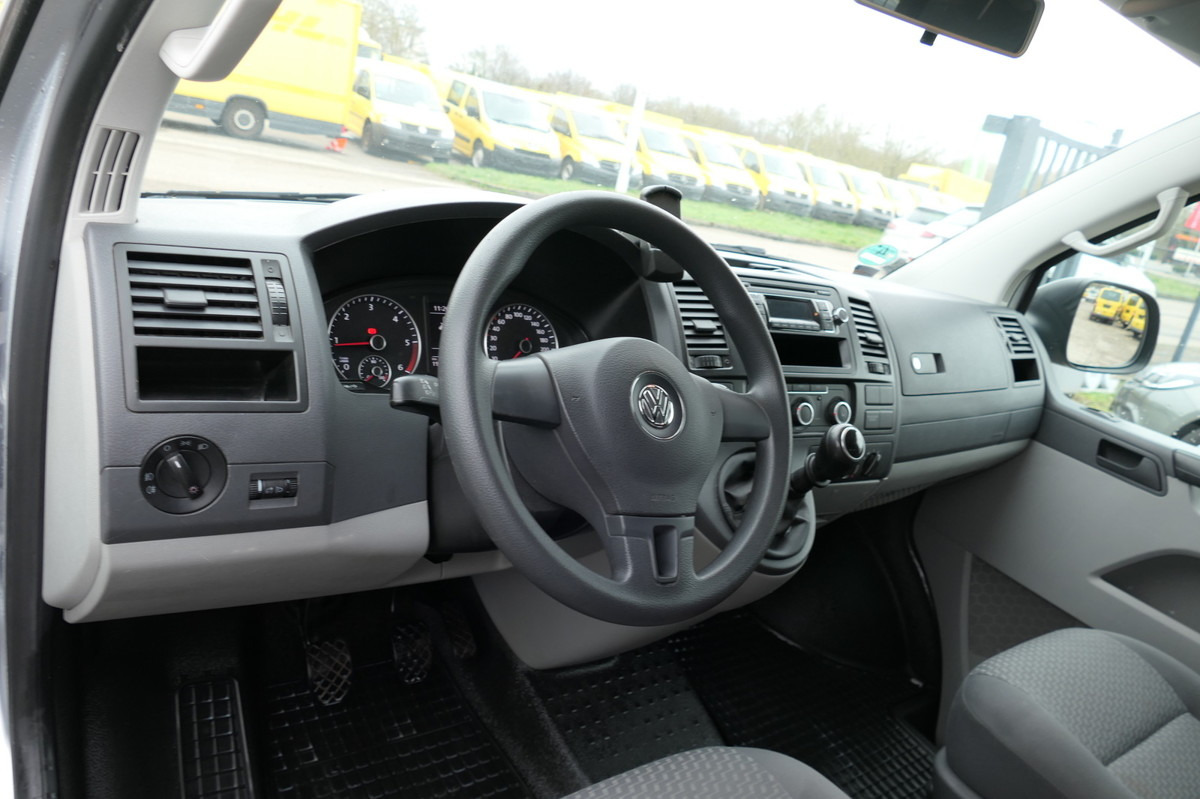Interior photo 2: Väike kaubik VW T5 Transporter 2.0 TDI 2Sitzer 4Motion AHK KLIMA