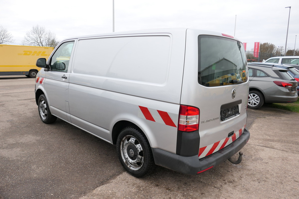 VW T5 Transporter 2.0 TDI 2Sitzer 4Motion AHK KLIMA - Väike kaubik: pilt 5 VW T5 Transporter 2.0 TDI 2Sitzer 4Motion AHK KLIMA - Väike kaubik: pilt 5