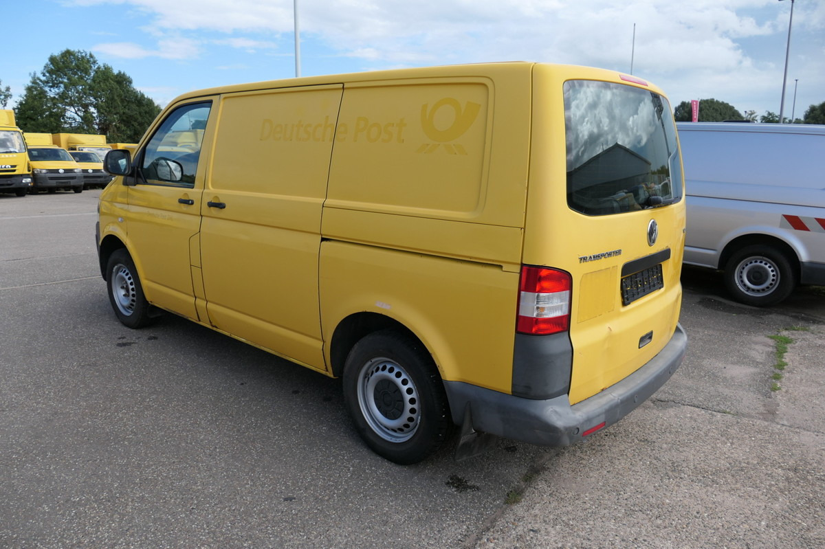 VW T5 Transporter 2.0 TDI EURO-5 2xSCHIEBETÜR PARKT - Väike kaubik: pilt 4 VW T5 Transporter 2.0 TDI EURO-5 2xSCHIEBETÜR PARKT - Väike kaubik: pilt 4