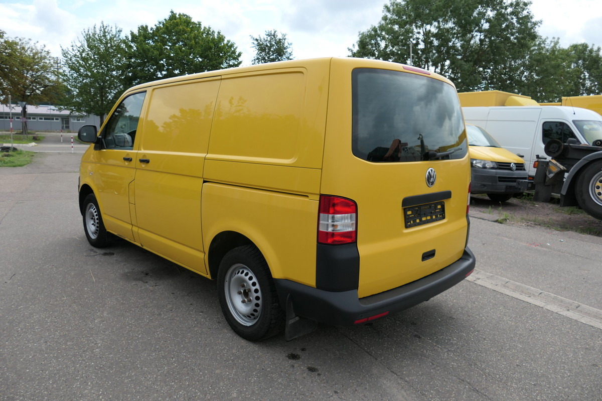 VW T5 Transporter 2.0 TDI EURO-5 CoC 2xSCHIEBETÜR P - Väike kaubik: pilt 4 VW T5 Transporter 2.0 TDI EURO-5 CoC 2xSCHIEBETÜR P - Väike kaubik: pilt 4