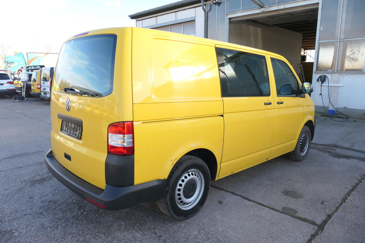 VW T5 Transporter 2.0 TDI EURO-5 CoC PARKTRONIK - Väike kaubik: pilt 4 VW T5 Transporter 2.0 TDI EURO-5 CoC PARKTRONIK - Väike kaubik: pilt 4