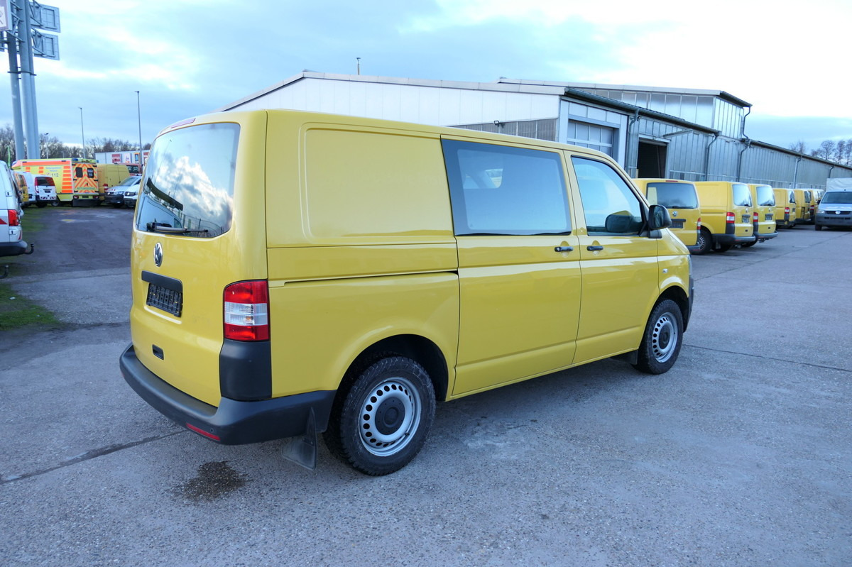 VW T5 Transporter 2.0 TDI EURO-5 CoC PARKTRONIK - Väike kaubik: pilt 4 VW T5 Transporter 2.0 TDI EURO-5 CoC PARKTRONIK - Väike kaubik: pilt 4
