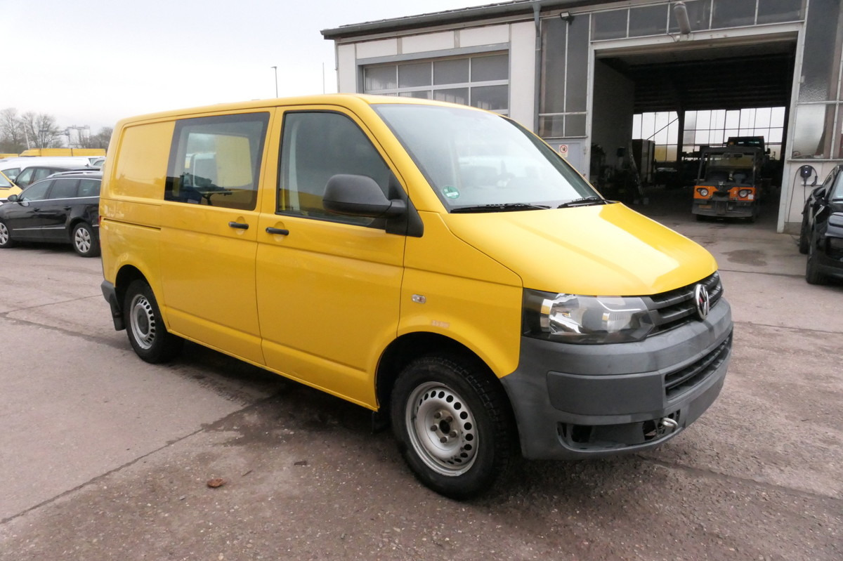VW T5 Transporter 2.0 TDI PARKTRONIK EURO-5 2xSCHIE - Väike kaubik: pilt 2 VW T5 Transporter 2.0 TDI PARKTRONIK EURO-5 2xSCHIE - Väike kaubik: pilt 2