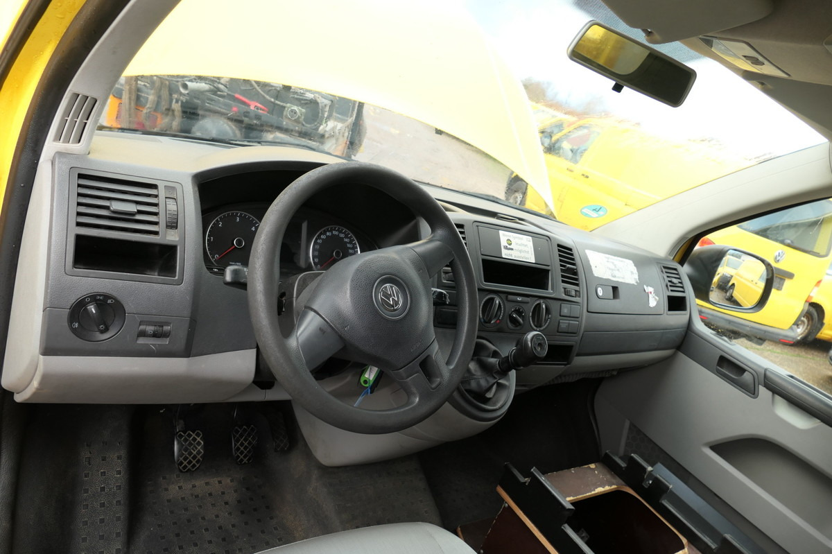 VW T5 Transporter 2.0 TDI PARKTRONIK EURO-5 2xSCHIE liising VW T5 Transporter 2.0 TDI PARKTRONIK EURO-5 2xSCHIE: pilt 12