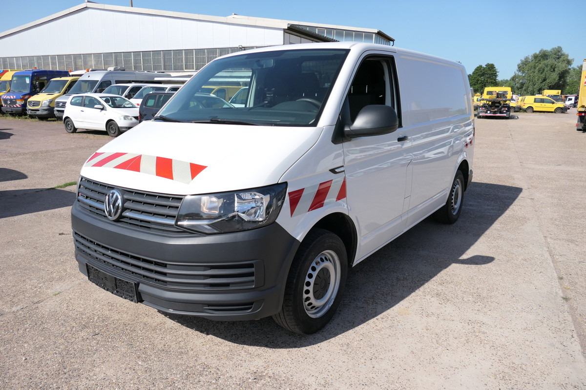 VW T6 2.0 TDI 4Motion 3-Sitzer Klima AHK Werkstatte - Väike kaubik: pilt 3 VW T6 2.0 TDI 4Motion 3-Sitzer Klima AHK Werkstatte - Väike kaubik: pilt 3