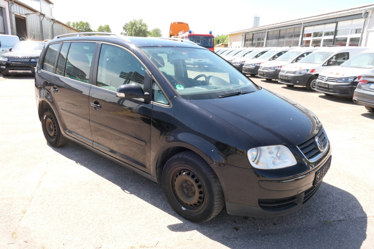 VW Touran Trendline - Auto: pilt 2 VW Touran Trendline - Auto: pilt 2