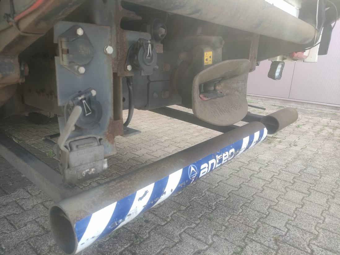 DAF CF 85.410 4x2 Spacecab - Kasti veoauto: pilt 4 DAF CF 85.410 4x2 Spacecab - Kasti veoauto: pilt 4