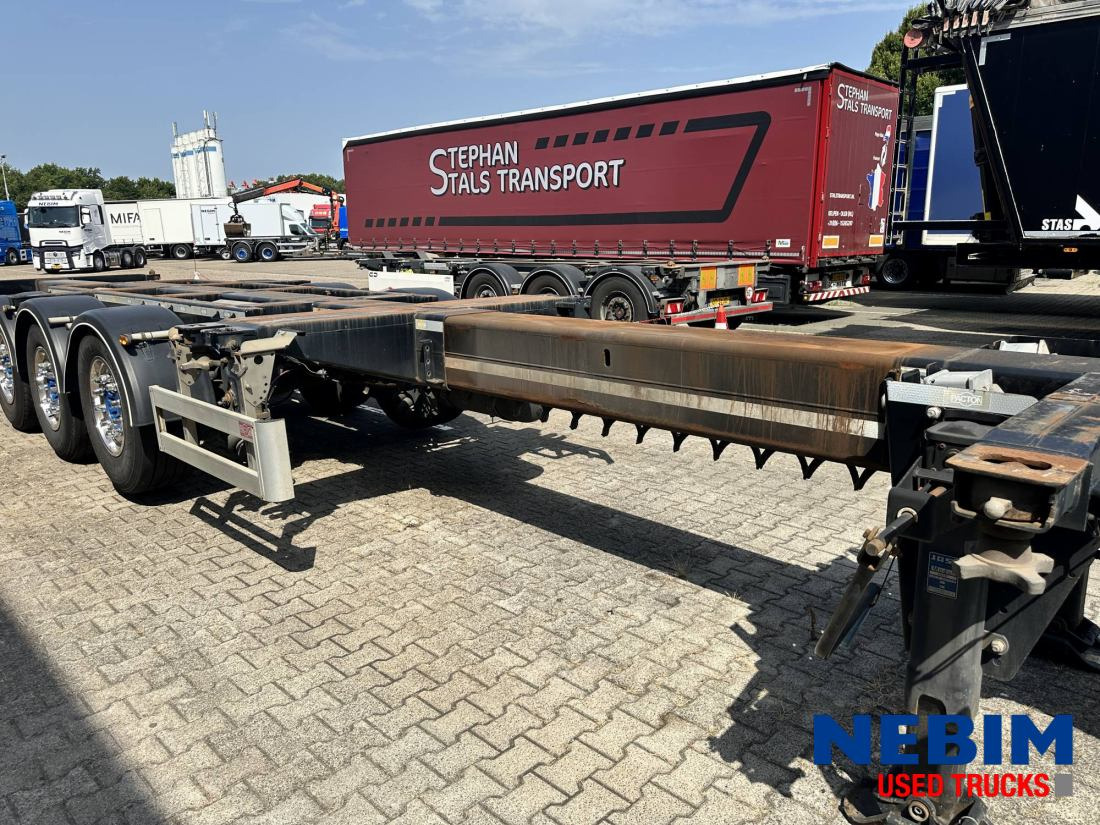 Pacton ET3 - Multi / Slider / Flex - Konteinerveduk/ Tõstukiga poolhaagis: pilt 3 Pacton ET3 - Multi / Slider / Flex - Konteinerveduk/ Tõstukiga poolhaagis: pilt 3