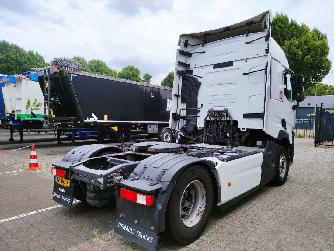 Renault T430 4x2 Sleeper Cab - Sadulveok: pilt 2 Renault T430 4x2 Sleeper Cab - Sadulveok: pilt 2
