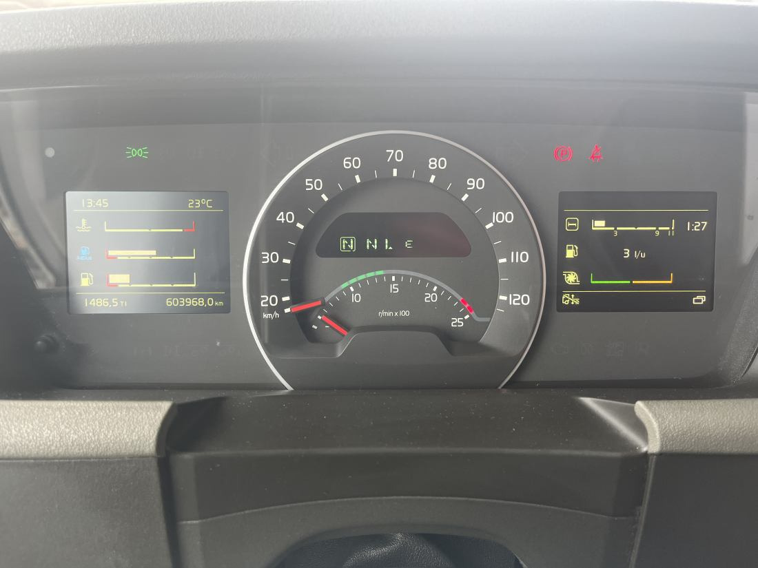 Volvo FH 460 4X2 Globetrotter - 604.000 Km. ADR - Sadulveok: pilt 5 Volvo FH 460 4X2 Globetrotter - 604.000 Km. ADR - Sadulveok: pilt 5