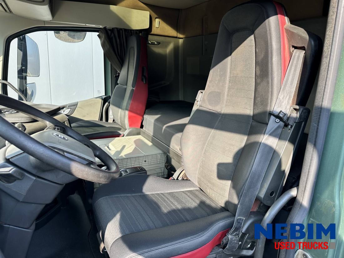Volvo FH 500 6x4 - Retarder - HUB Reduction - Bougie Lift - Konteinerveduk/ Tõstukiga veoauto: pilt 3 Volvo FH 500 6x4 - Retarder - HUB Reduction - Bougie Lift - Konteinerveduk/ Tõstukiga veoauto: pilt 3
