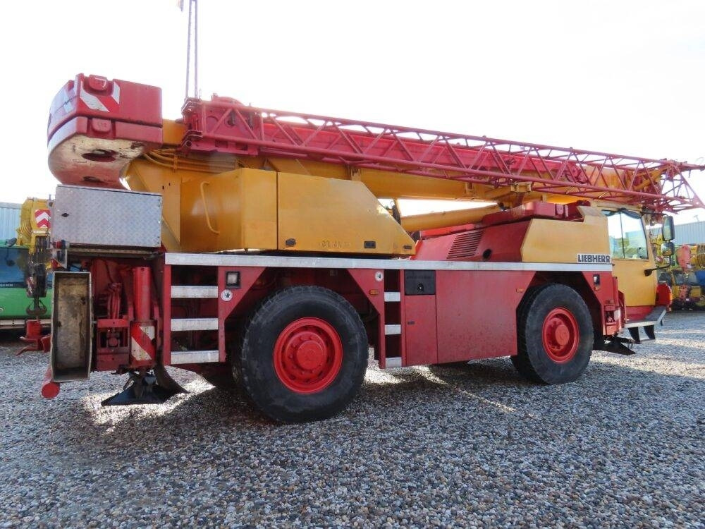 Liebherr LTM 1030-2.1 - Maastikukraana: pilt 3 Liebherr LTM 1030-2.1 - Maastikukraana: pilt 3