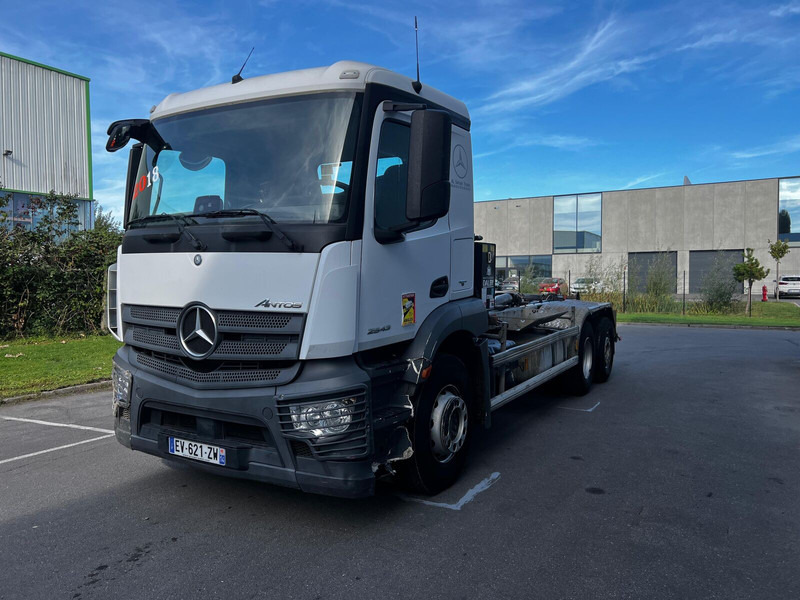 Mercedes-Benz Actros 2543 - Konkstõstukiga veoauto: pilt 2 Mercedes-Benz Actros 2543 - Konkstõstukiga veoauto: pilt 2