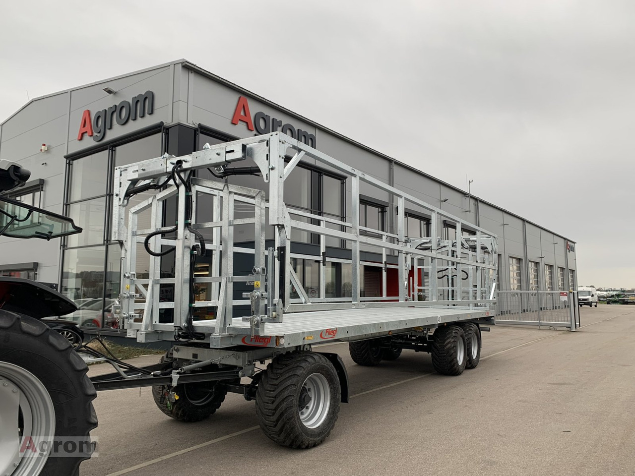 Fliegl DPW 210 BL - Põllutöö platvormjärelhaagis: pilt 1 Fliegl DPW 210 BL - Põllutöö platvormjärelhaagis: pilt 1