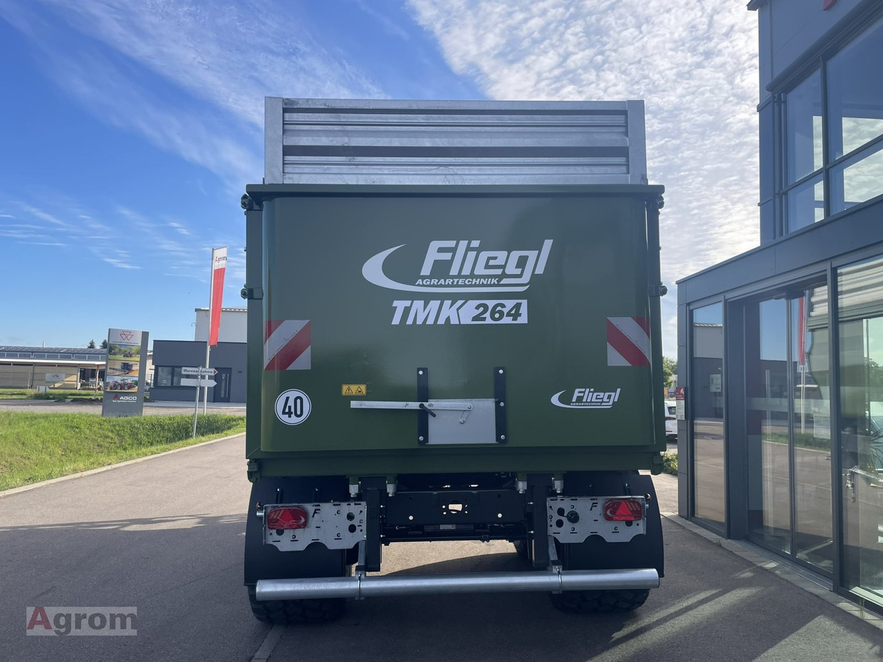 Fliegl TMK 264 FOX - Põllutöö tõstuk-järelhaagis/ Kallur: pilt 3 Fliegl TMK 264 FOX - Põllutöö tõstuk-järelhaagis/ Kallur: pilt 3