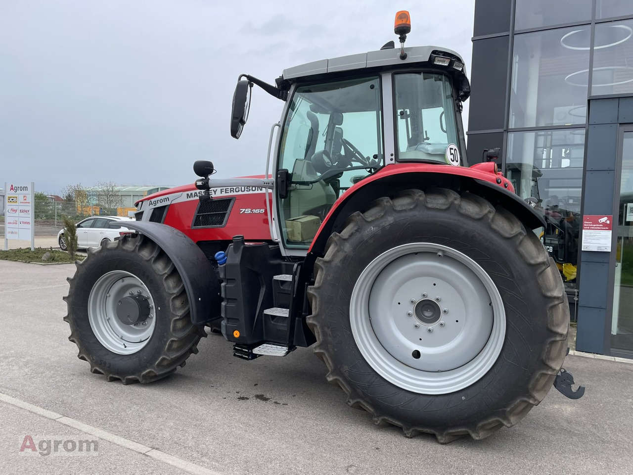Massey Ferguson 7S.165 Dyna6 EFFICIENT - Traktor: pilt 3 Massey Ferguson 7S.165 Dyna6 EFFICIENT - Traktor: pilt 3