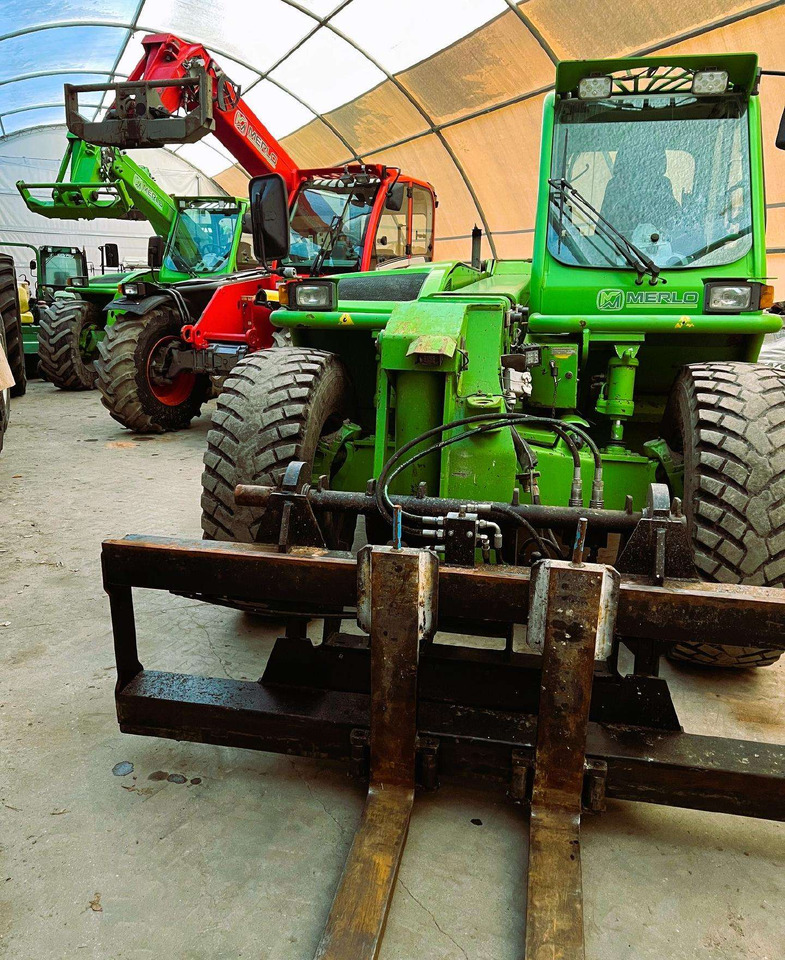 Merlo P38.10 Turbo Farmer - Teleskooplaadur: pilt 1 Merlo P38.10 Turbo Farmer - Teleskooplaadur: pilt 1