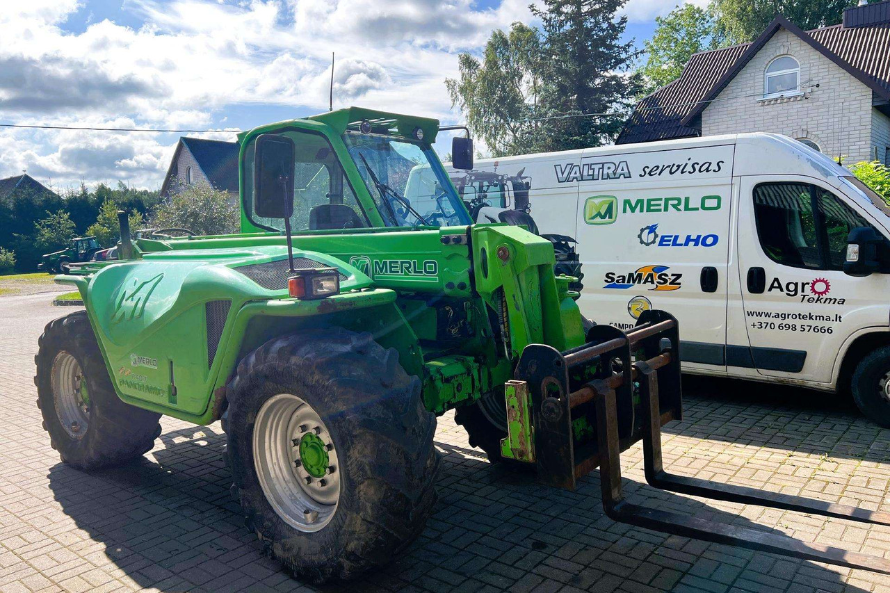 Merlo P40.7 CS - Teleskooplaadur: pilt 1 Merlo P40.7 CS - Teleskooplaadur: pilt 1