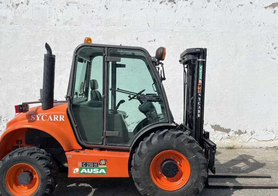 Ausa C 250 H X4 - Ebatasasel maastikul kohanduv kahveltõstuk: pilt 2 Ausa C 250 H X4 - Ebatasasel maastikul kohanduv kahveltõstuk: pilt 2