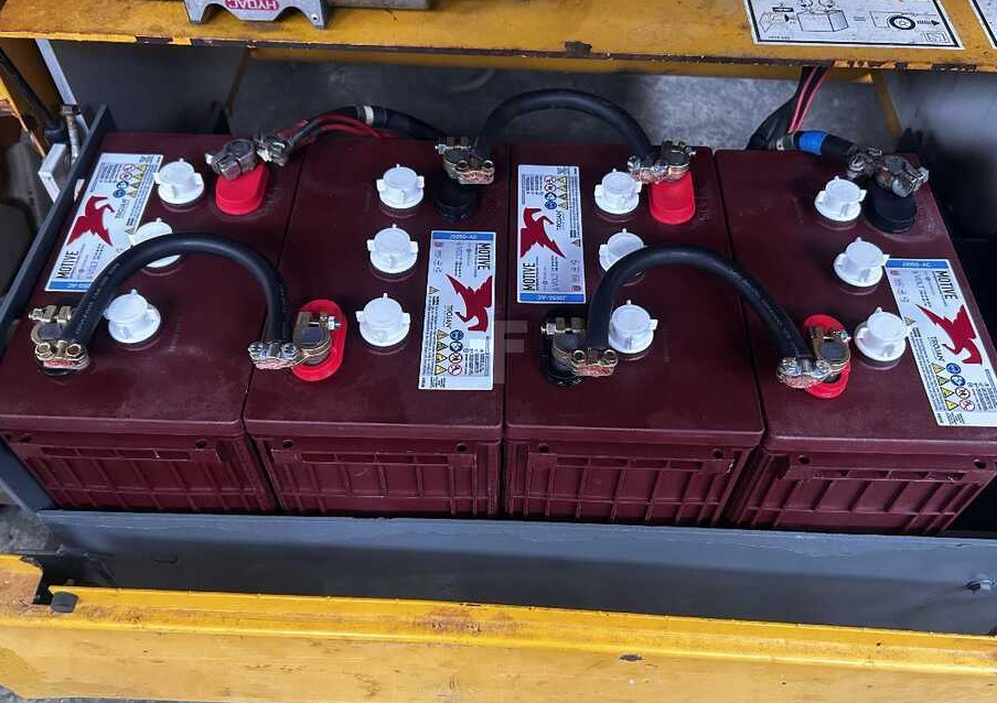 HAULOTTE COMPACT 12 RTE Batterie NUOVE - Käärlift: pilt 5 HAULOTTE COMPACT 12 RTE Batterie NUOVE - Käärlift: pilt 5
