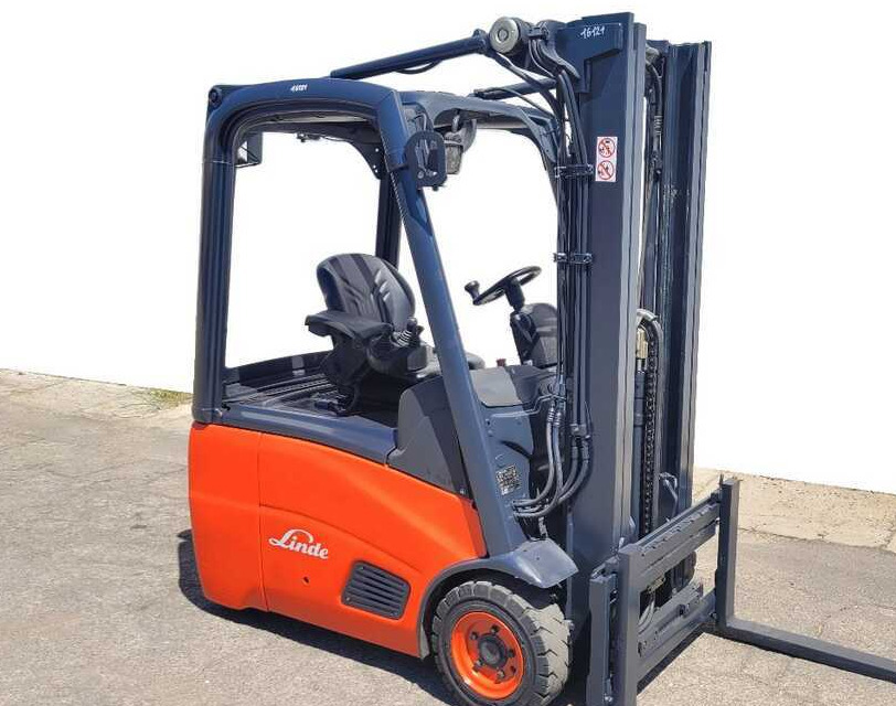 Linde E 16 C-01/386 (batt. 2016) - Elektritõstuk: pilt 1 Linde E 16 C-01/386 (batt. 2016) - Elektritõstuk: pilt 1