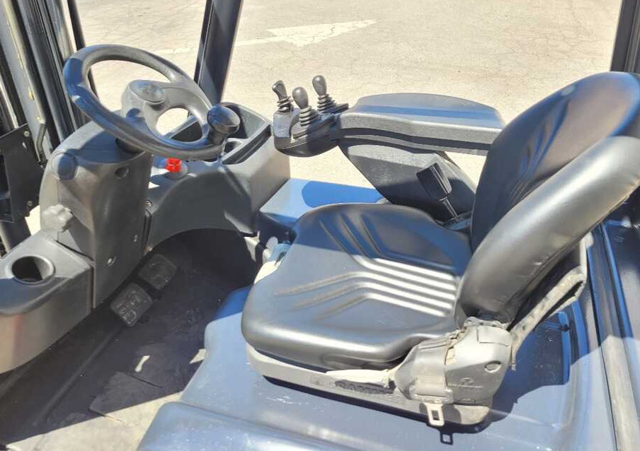 Linde E 16 C-01/386 (batt. 2016) - Elektritõstuk: pilt 2 Linde E 16 C-01/386 (batt. 2016) - Elektritõstuk: pilt 2