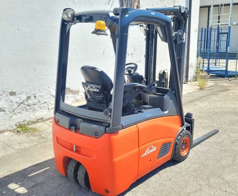 Linde E 16 C-01/386 (batt. 2016) - Elektritõstuk: pilt 5 Linde E 16 C-01/386 (batt. 2016) - Elektritõstuk: pilt 5