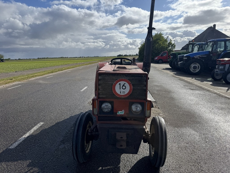 Fiat 570 - Traktor: pilt 2 Fiat 570 - Traktor: pilt 2