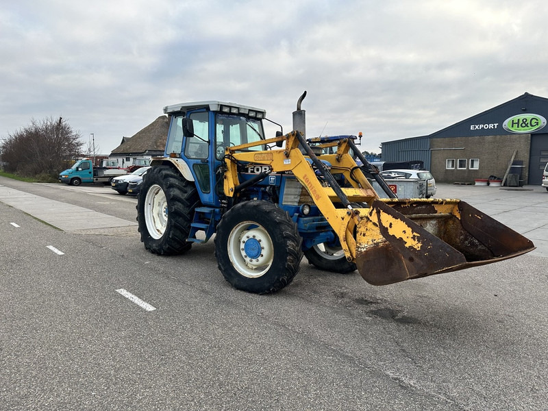 Ford 8210 - Traktor: pilt 3 Ford 8210 - Traktor: pilt 3