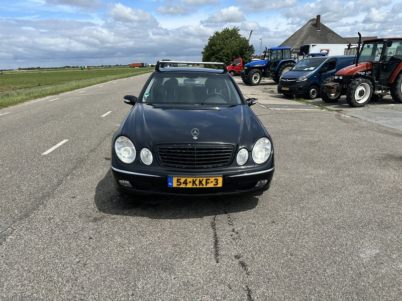 Mercedes-Benz E-Klasse 240 - Auto: pilt 2 Mercedes-Benz E-Klasse 240 - Auto: pilt 2