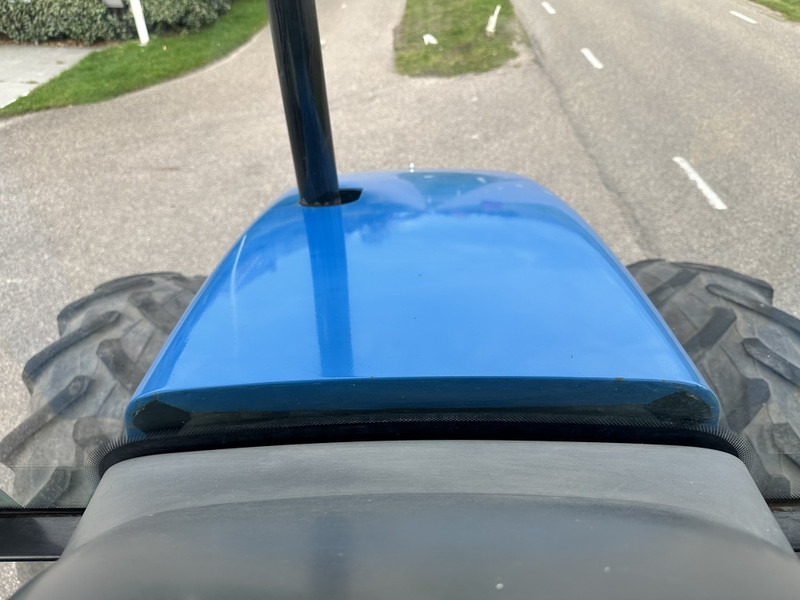 New Holland TS90 - Traktor: pilt 5 New Holland TS90 - Traktor: pilt 5
