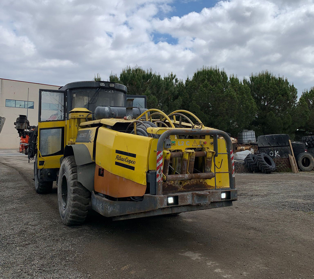 Atlas Copco L2C - Suunatav sisetreimismasin: pilt 5 Atlas Copco L2C - Suunatav sisetreimismasin: pilt 5