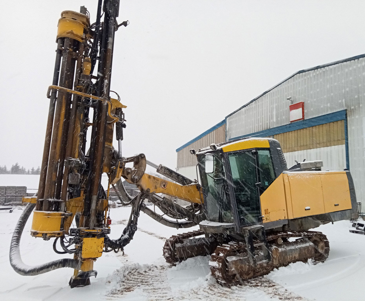 Atlas Copco ROC F9 CR - Puurimisplatvorm: pilt 1 Atlas Copco ROC F9 CR - Puurimisplatvorm: pilt 1