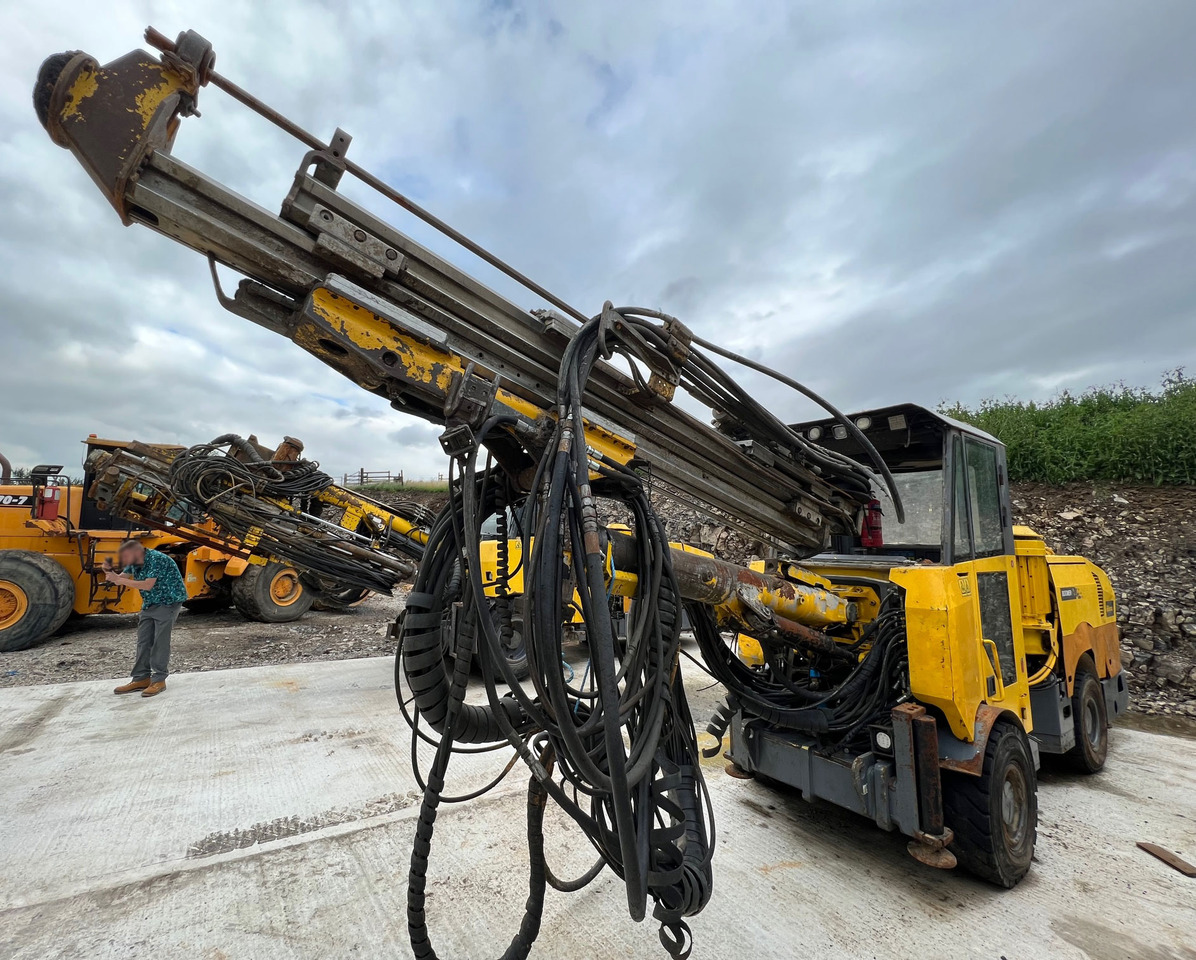 Atlas Copco Simba S7D - Suunatav sisetreimismasin: pilt 4 Atlas Copco Simba S7D - Suunatav sisetreimismasin: pilt 4