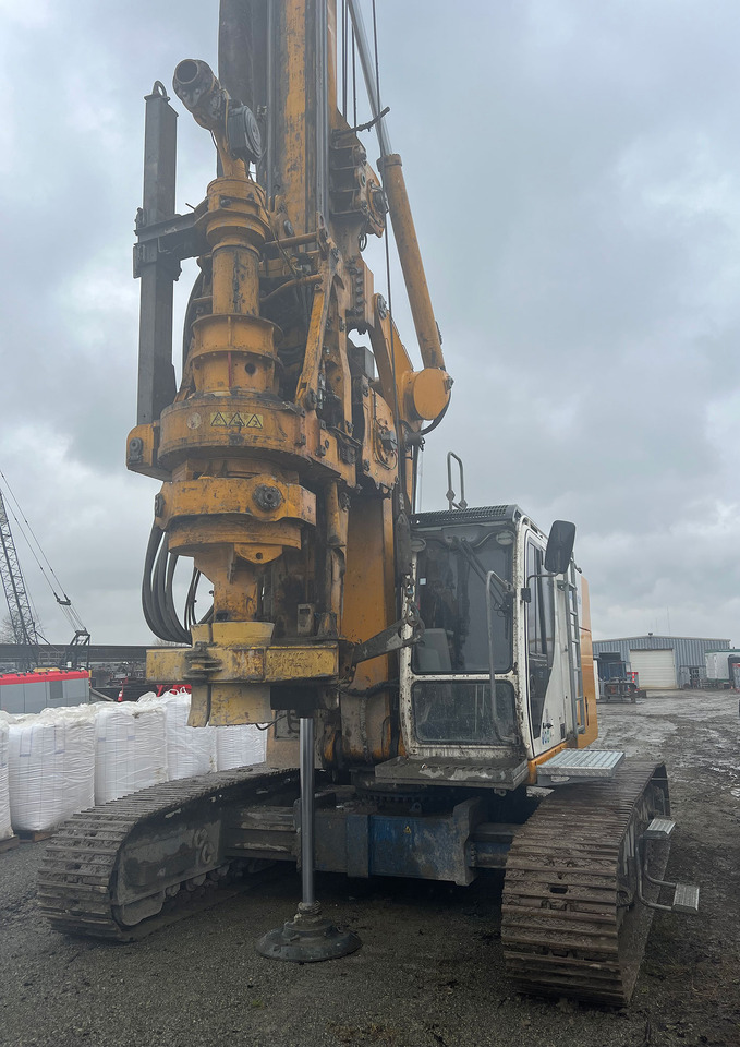 Bauer BG 15H - Ramm: pilt 1 Bauer BG 15H - Ramm: pilt 1