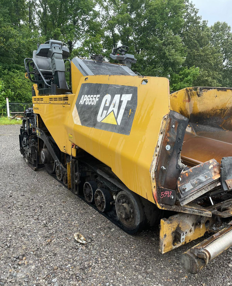 Caterpillar AP655F - Asfaldilaotur: pilt 3 Caterpillar AP655F - Asfaldilaotur: pilt 3