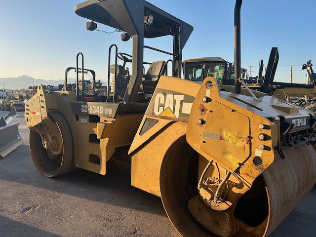 Caterpillar CB-543D XW - Rullija: pilt 1 Caterpillar CB-543D XW - Rullija: pilt 1