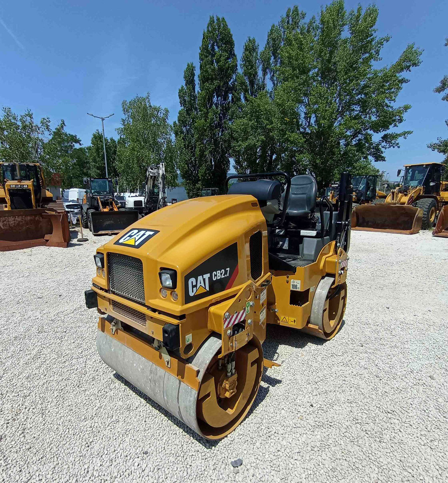 Caterpillar CB2.7 - Rullija: pilt 1 Caterpillar CB2.7 - Rullija: pilt 1