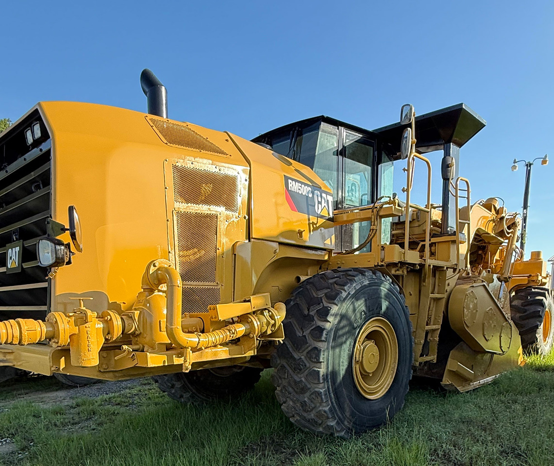 Caterpillar RM500B - Pinnasetasandaja: pilt 4 Caterpillar RM500B - Pinnasetasandaja: pilt 4