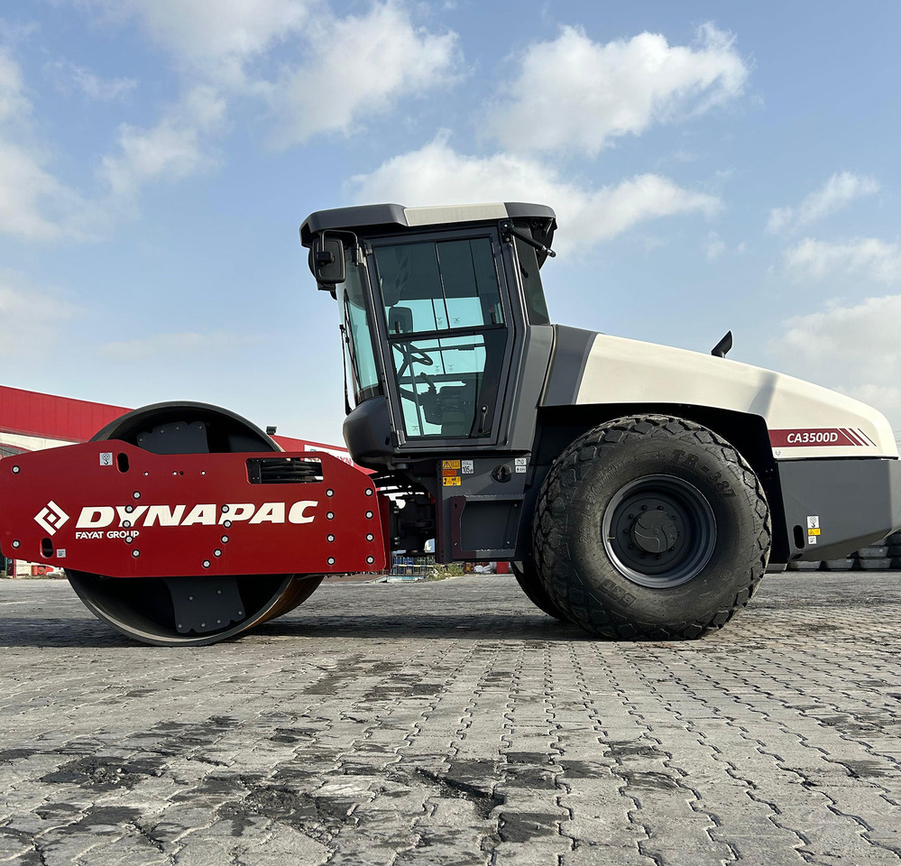 Dynapac CA3500D - Tihendaja: pilt 1 Dynapac CA3500D - Tihendaja: pilt 1