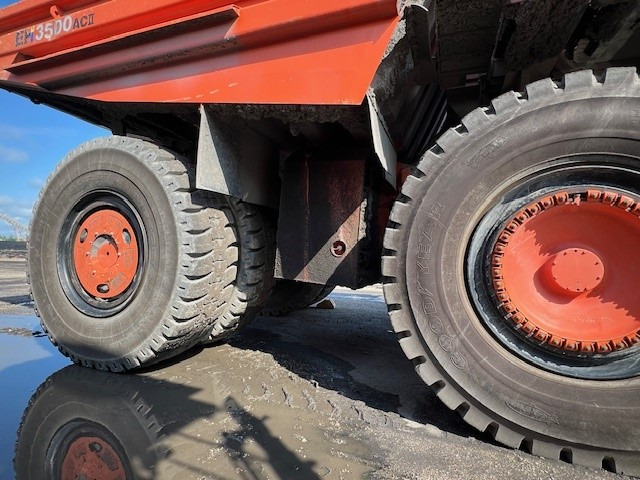 Kallur Hitachi EH3500ACII: pilt 6