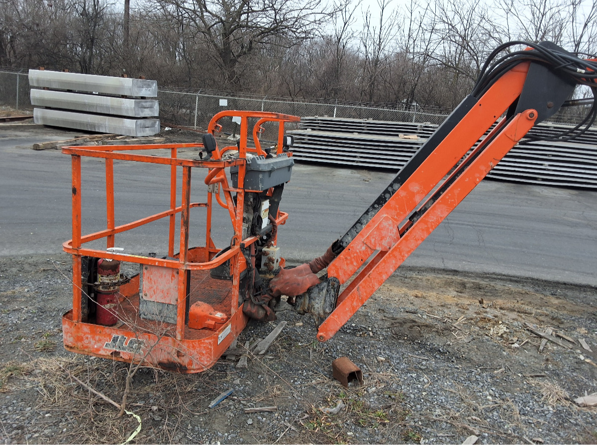 Teleskooprataslaadur JLG 600AJ: pilt 6